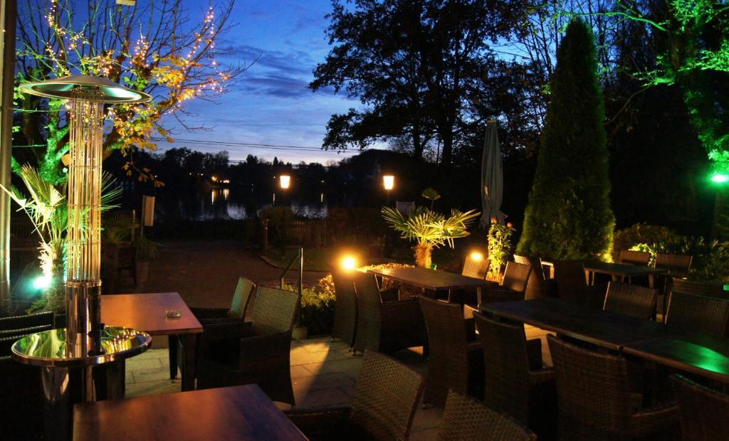 Sopherl Am See - Fruehstueck Auf Der Seeterrasse, Sehr Ruhig Und Wunderschoen Am See, 3 Minuten Nach Oberpfaffenhofen, Viele Radtouren, Restaurants & Cafes In Der Umgebung Weßling Exteriör bild