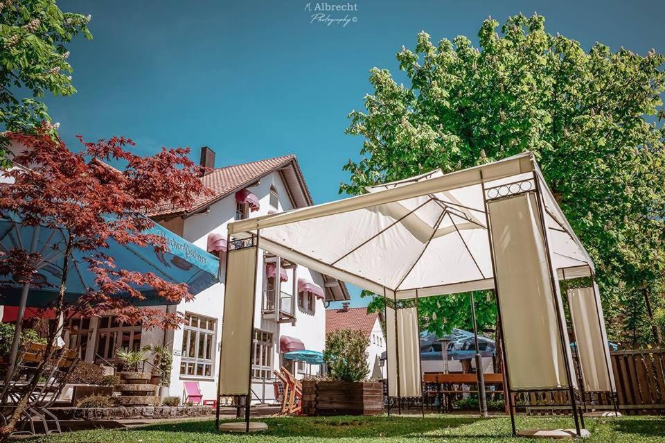 Sopherl Am See - Fruehstueck Auf Der Seeterrasse, Sehr Ruhig Und Wunderschoen Am See, 3 Minuten Nach Oberpfaffenhofen, Viele Radtouren, Restaurants & Cafes In Der Umgebung Weßling Exteriör bild